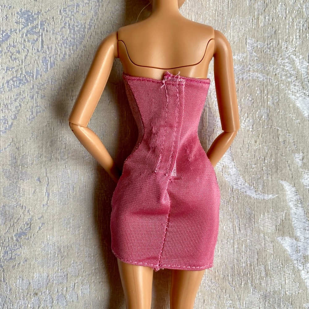 Barbie Fashionistas Swappin’ Styles Glam Doll - Picture 7 of 9